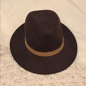 JANESSA LEONE Lucy Hat
